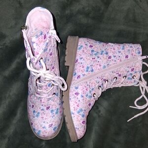 Blowfish Floral Booties Womens 7